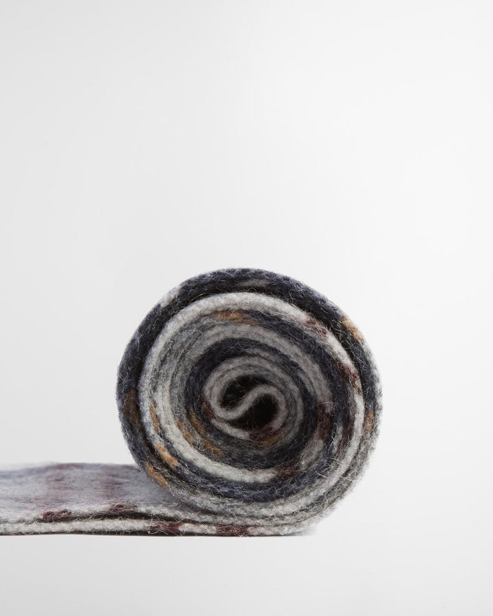 Wool Cashmere Tartan Scarf - Quest Outdoors